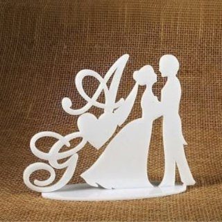 Cake topper con le iniziali degli sposi